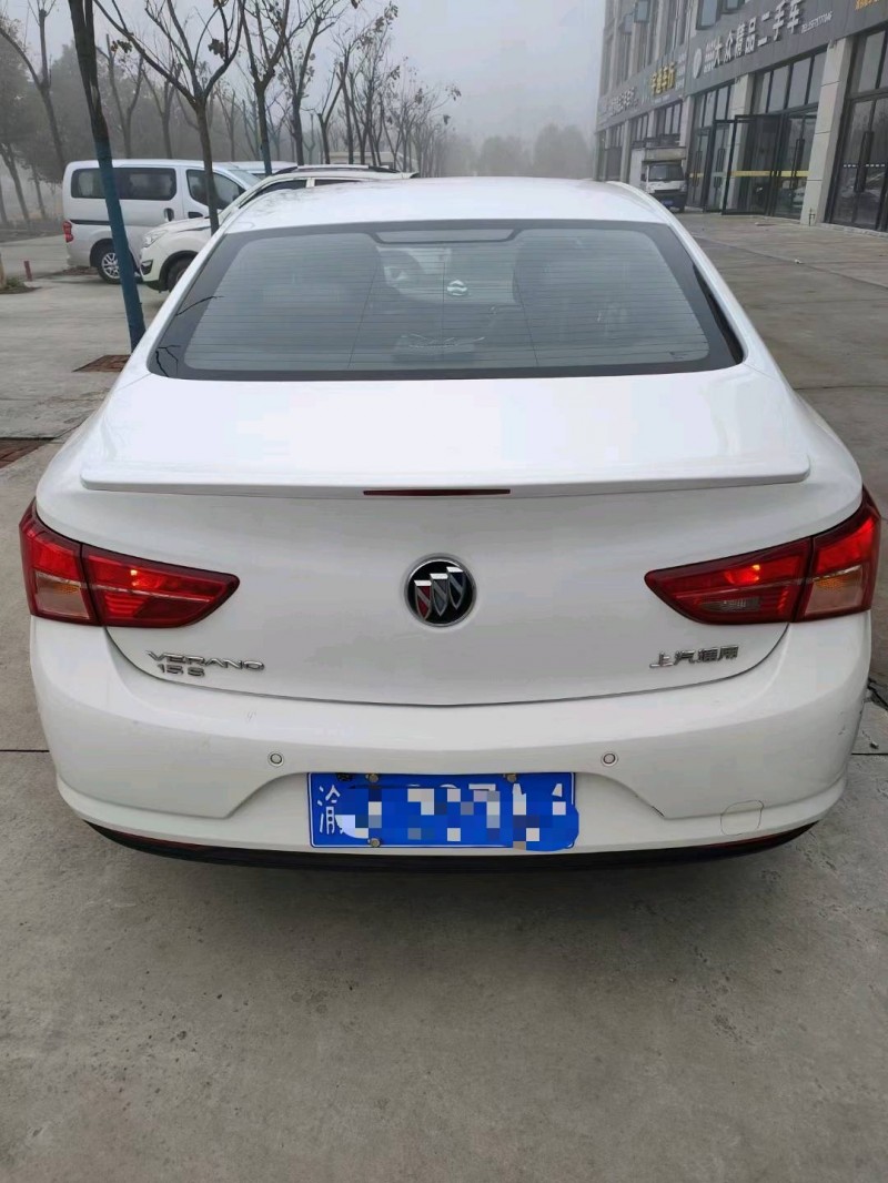 武汉18年别克威朗4