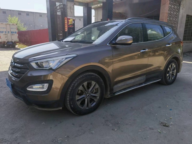 保定14年现代新胜达2