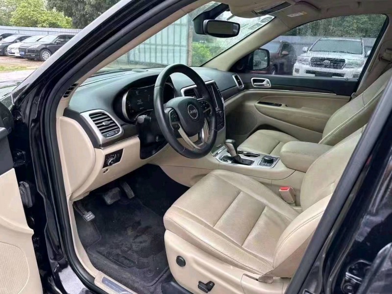 梧州19年Jeep大切诺基3