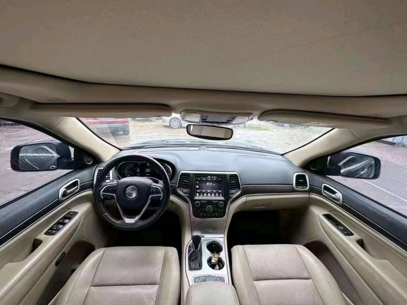 梧州19年Jeep大切诺基5