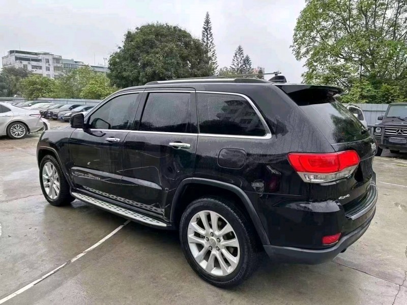 梧州19年Jeep大切诺基7