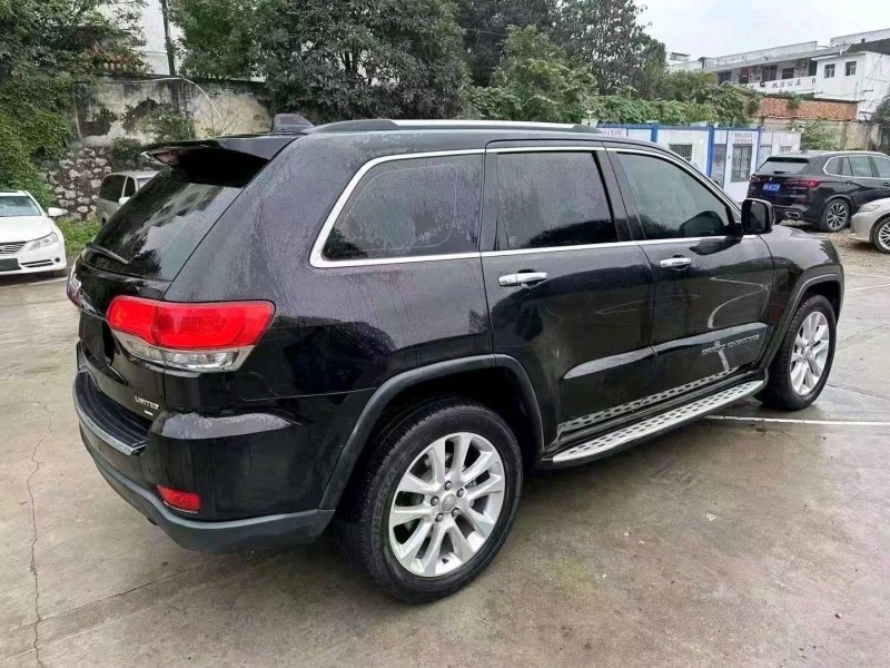 梧州19年Jeep大切诺基9