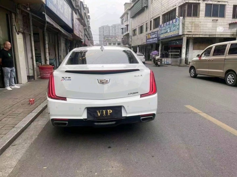 衡阳17年凯迪拉克XTS6