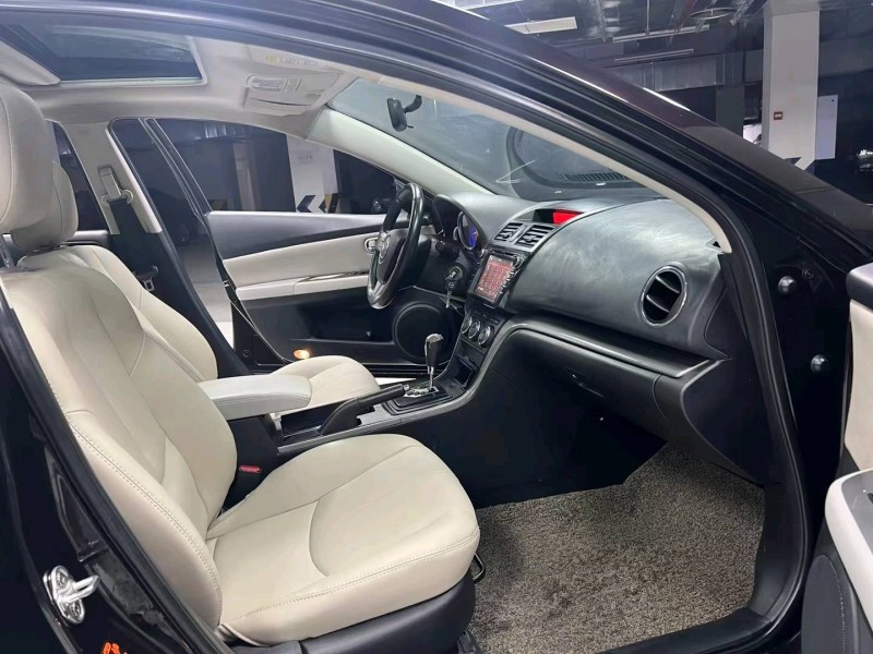 成都12年马自达65