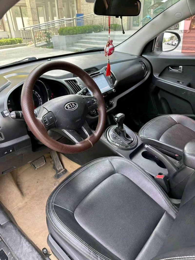 廊坊13年起亚智跑6