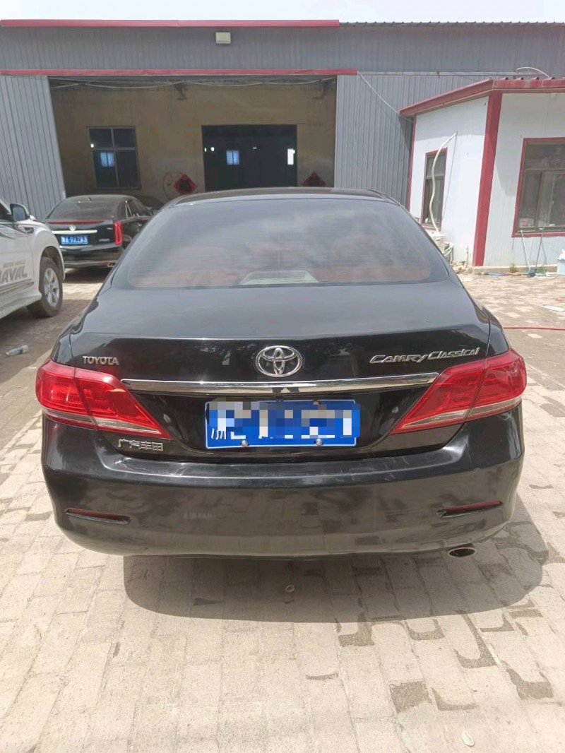 保定13年丰田凯美瑞9