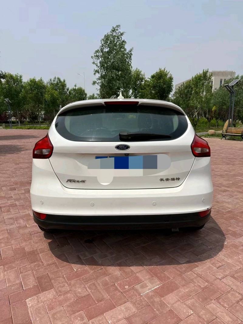 邯郸17年福特福克斯5
