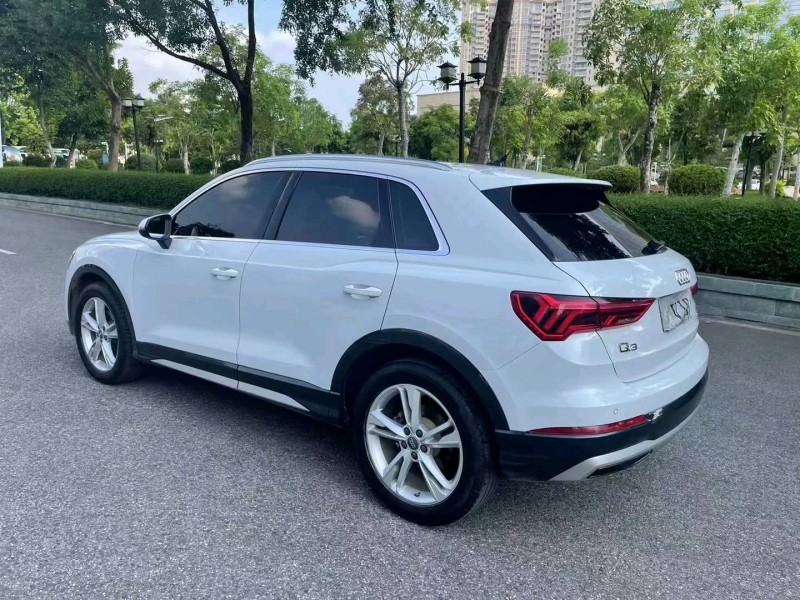 广州20年奥迪Q39