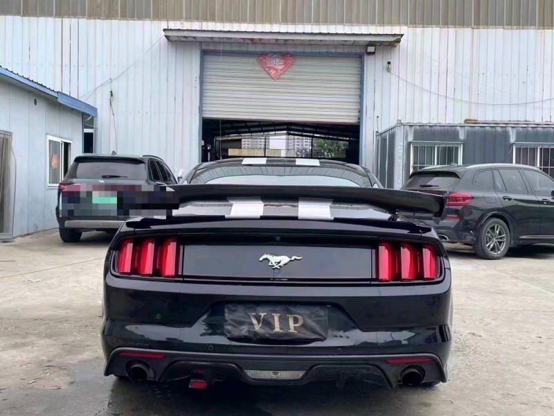 济宁17年福特金牛座9