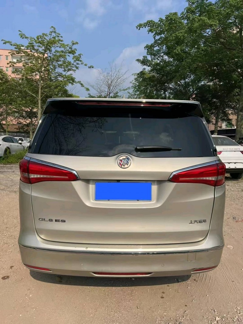 广州17年别克GL88