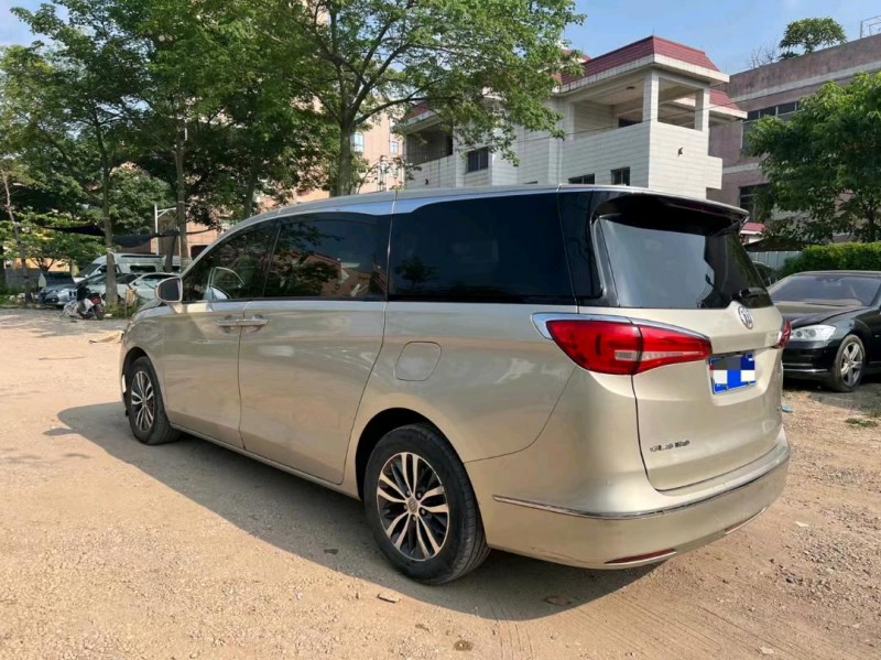 广州17年别克GL87