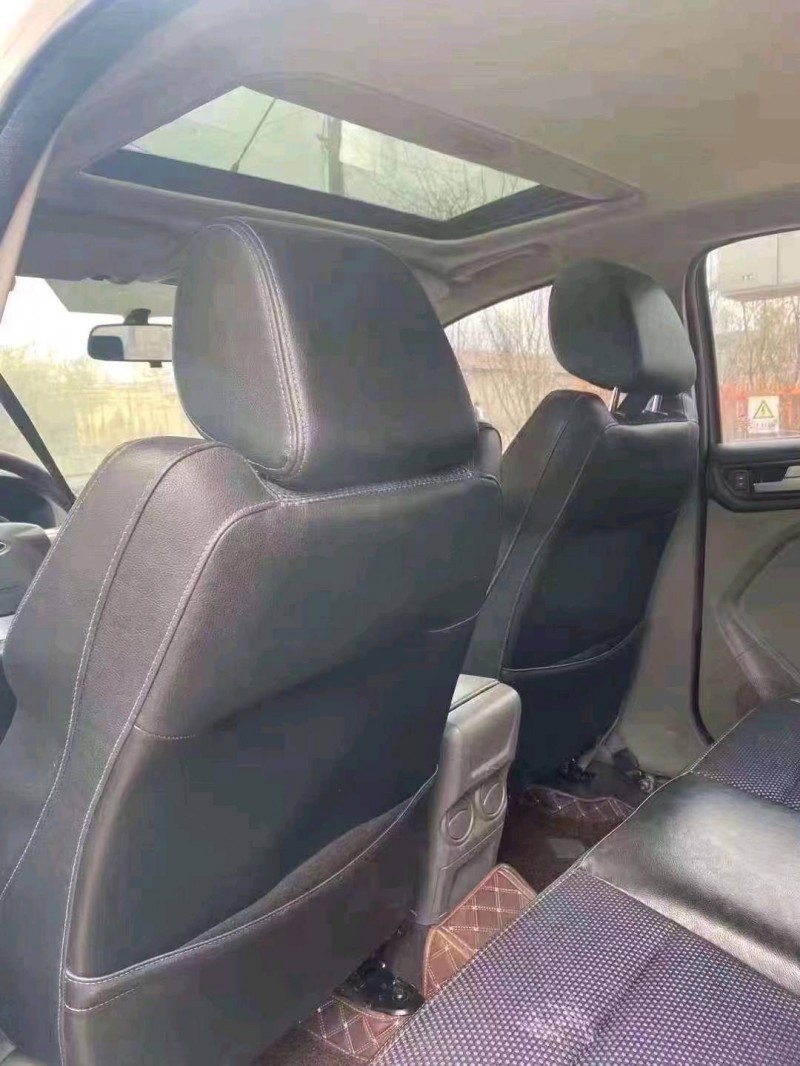 临沂15年福特福克斯4