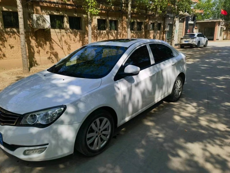 保定16年荣威350S3