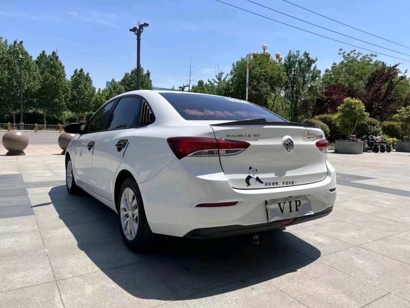 枣庄21年别克英朗9