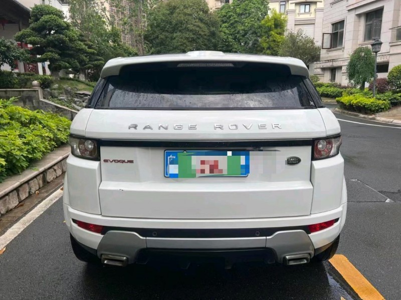 广州15年路虎极光7