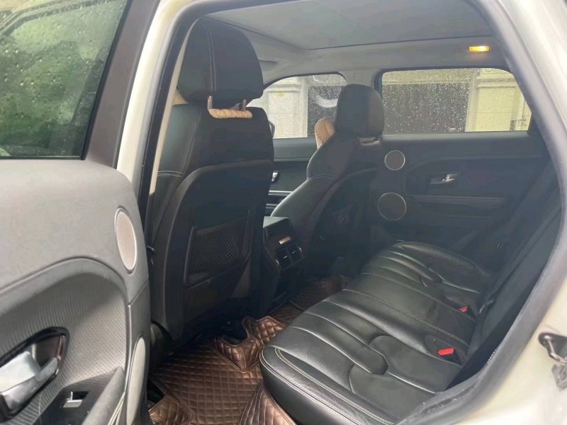 广州15年路虎极光6