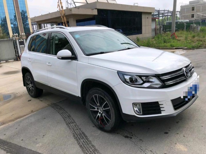 保定16年大众途观2