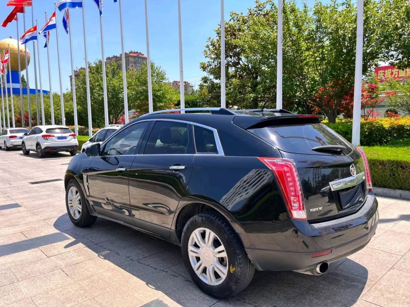 烟台13年凯迪拉克SRX7