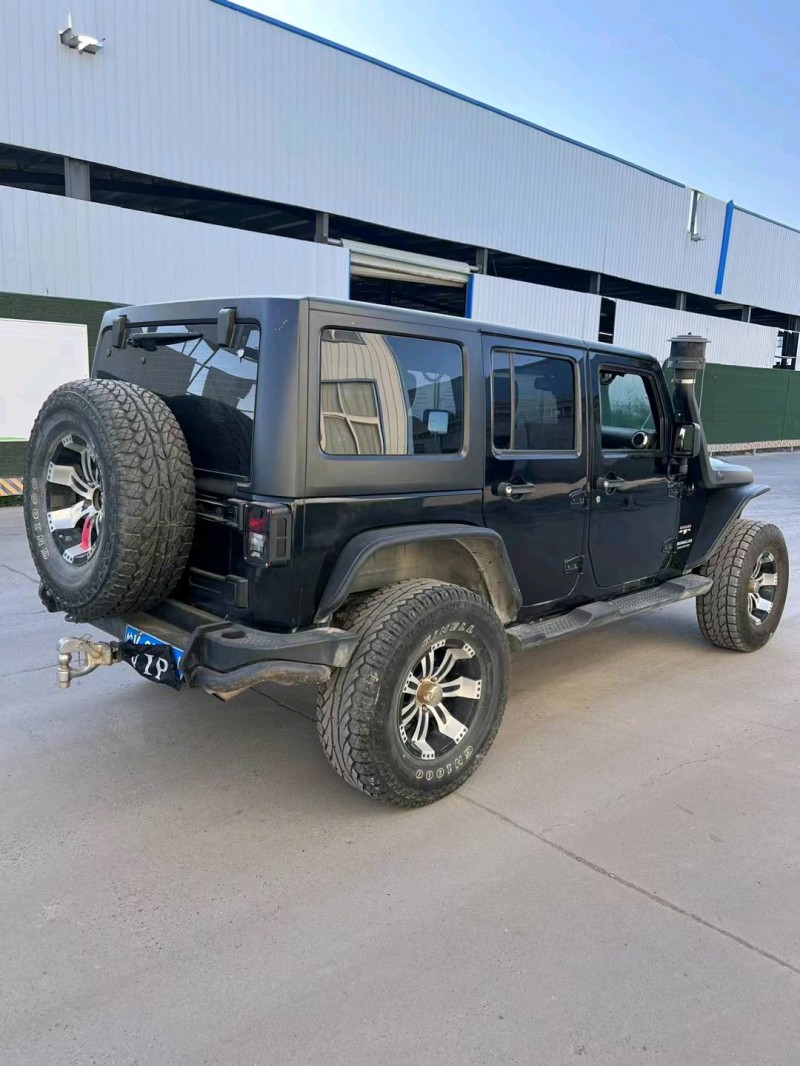 宿迁16年Jeep牧马人7