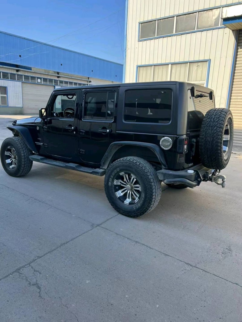 宿迁16年Jeep牧马人8