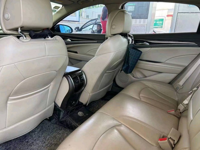 东营17年别克君越5