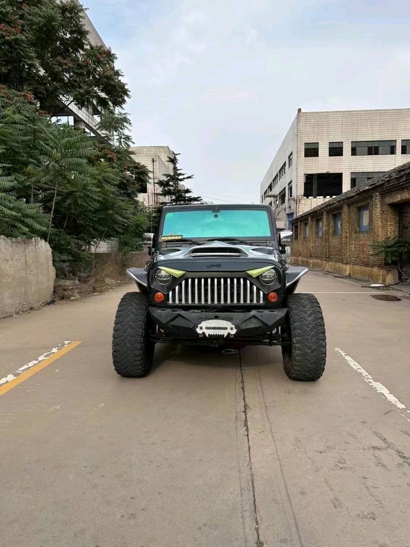 邯郸12年Jeep牧马人1