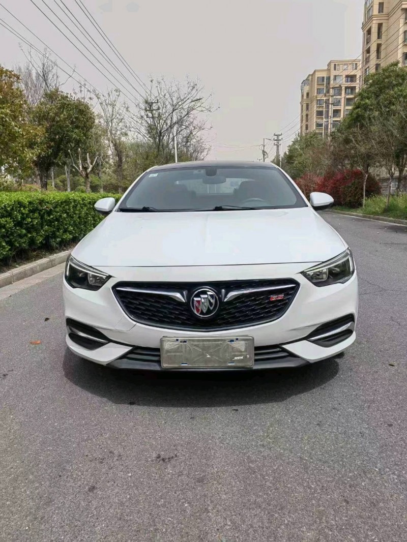 常州19年别克君威1