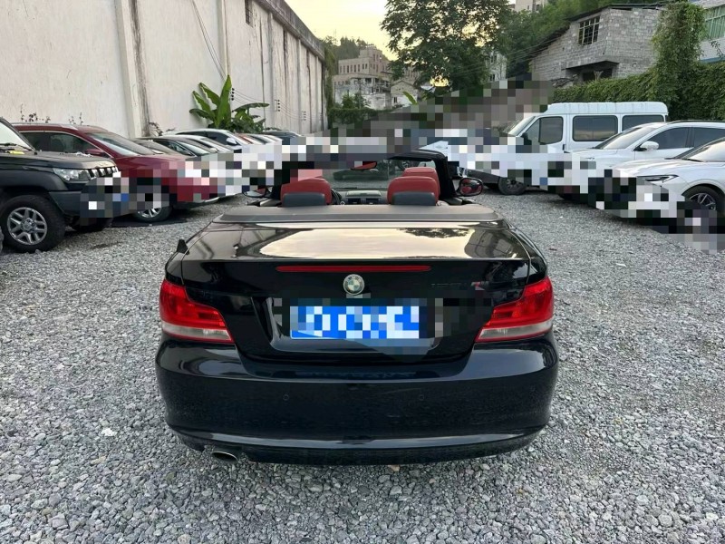 重庆12年宝马1系7