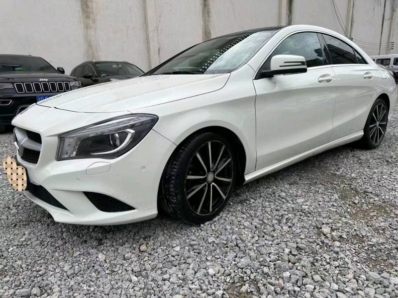 重庆15年奔驰GLA2