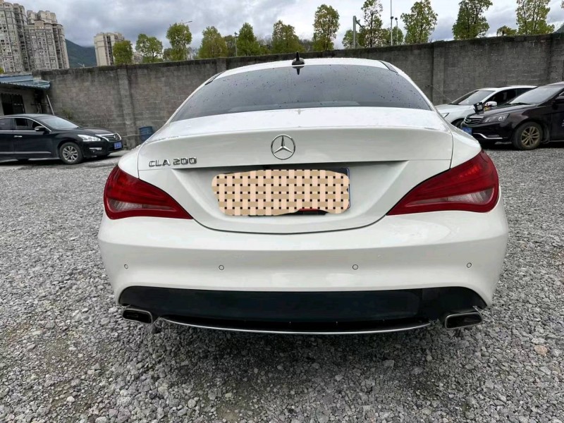 重庆15年奔驰GLA9