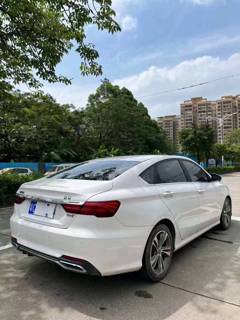 广州19年吉利缤瑞8