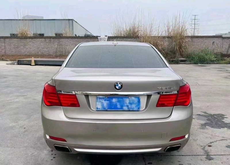 宜昌10年宝马7系2