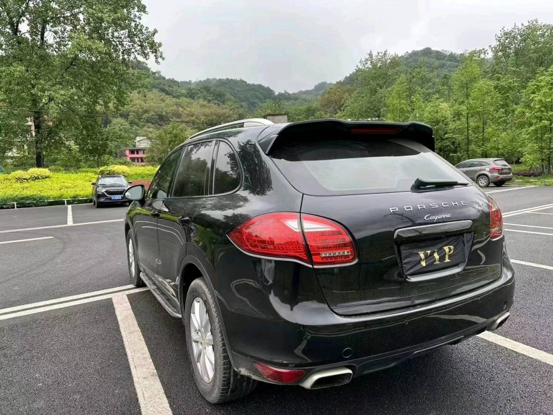 重庆13年保时捷卡宴3