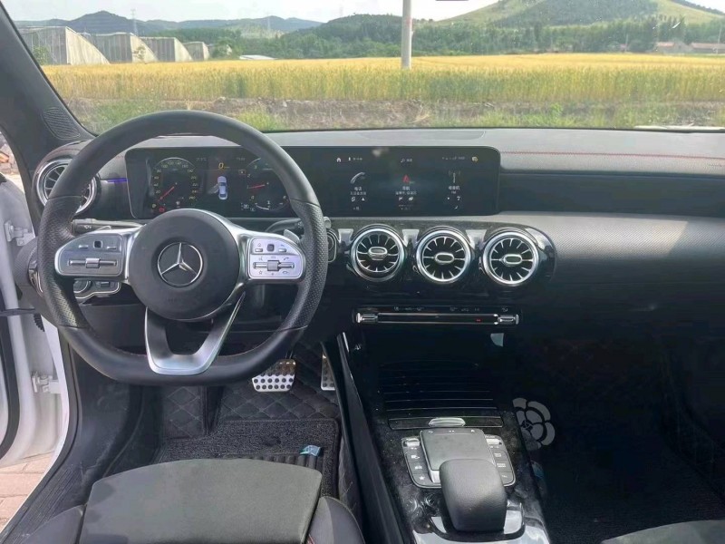 枣庄21年奔驰CLA4