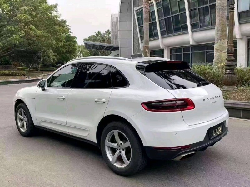 湖州16年保時捷Macan7