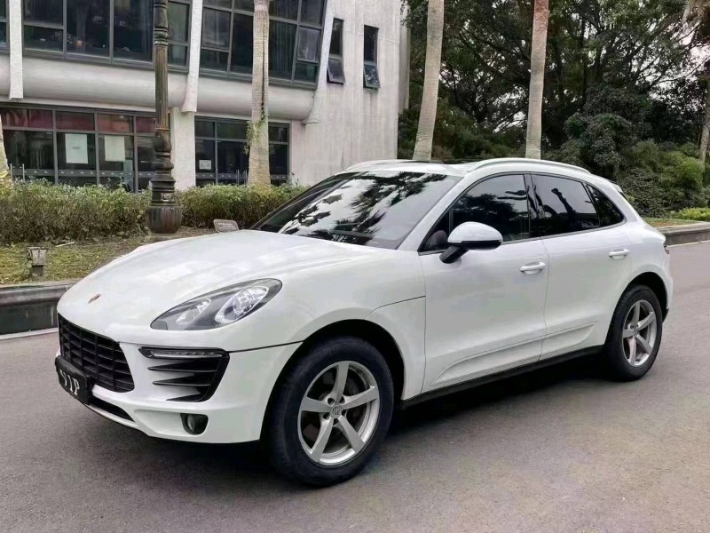 湖州16年保時捷Macan9