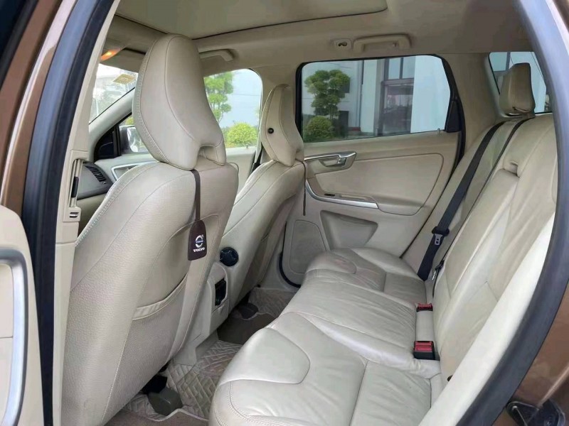 嘉兴12年沃尔沃XC608