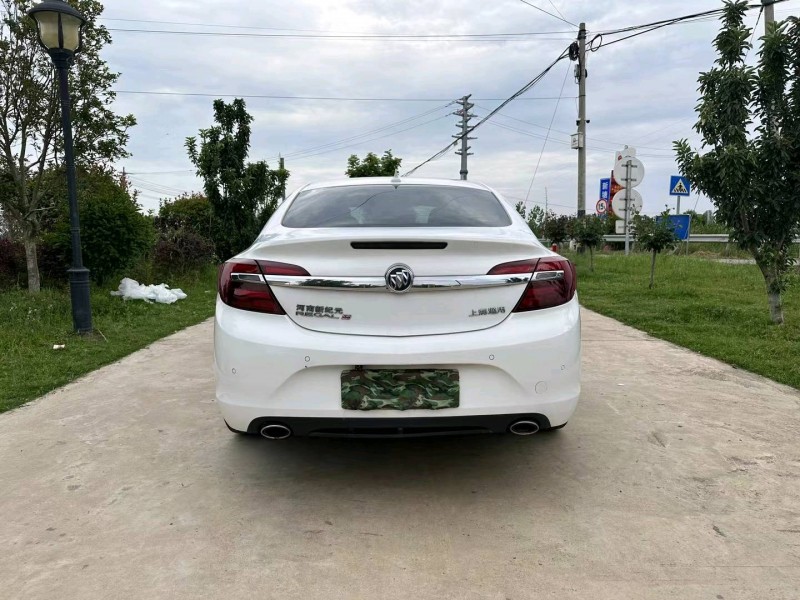 徐州16年别克君威9