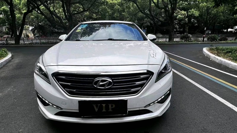 嘉兴16年现代索纳塔九1
