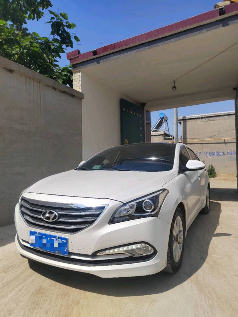 保定17年现代名图3