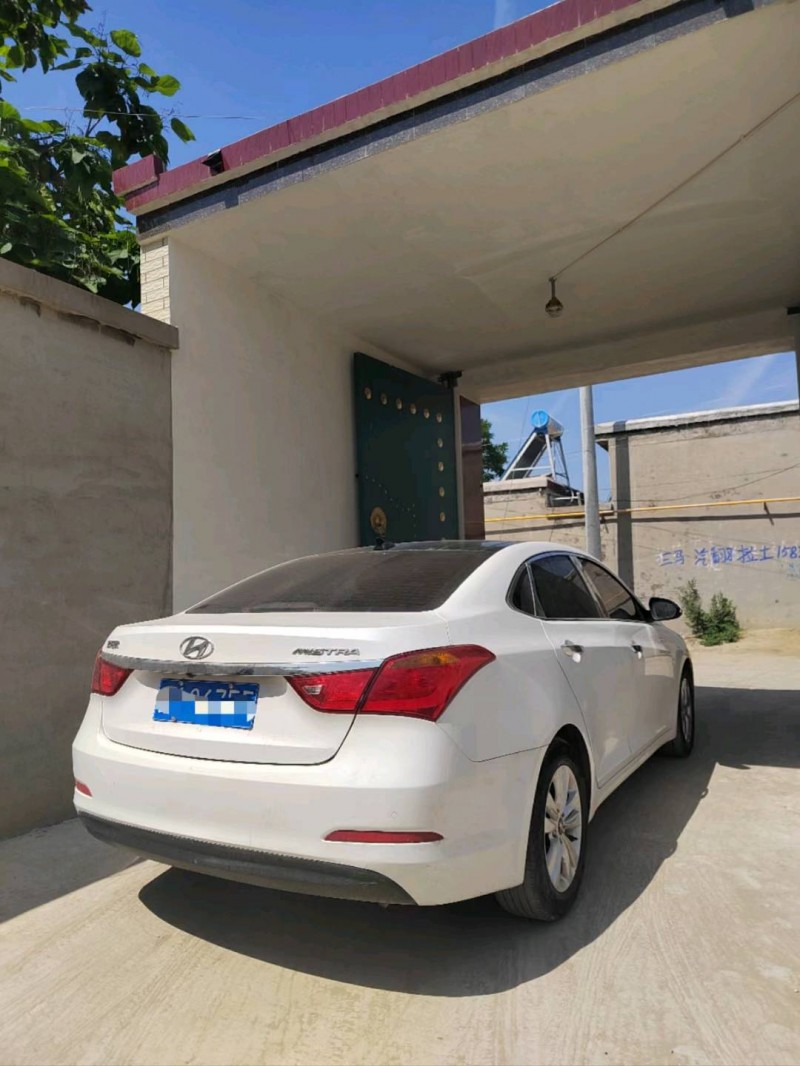 保定17年现代名图7