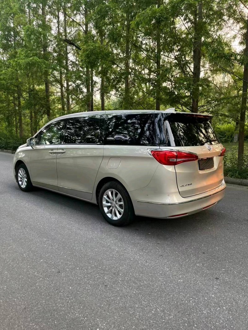 徐州19年别克GL87