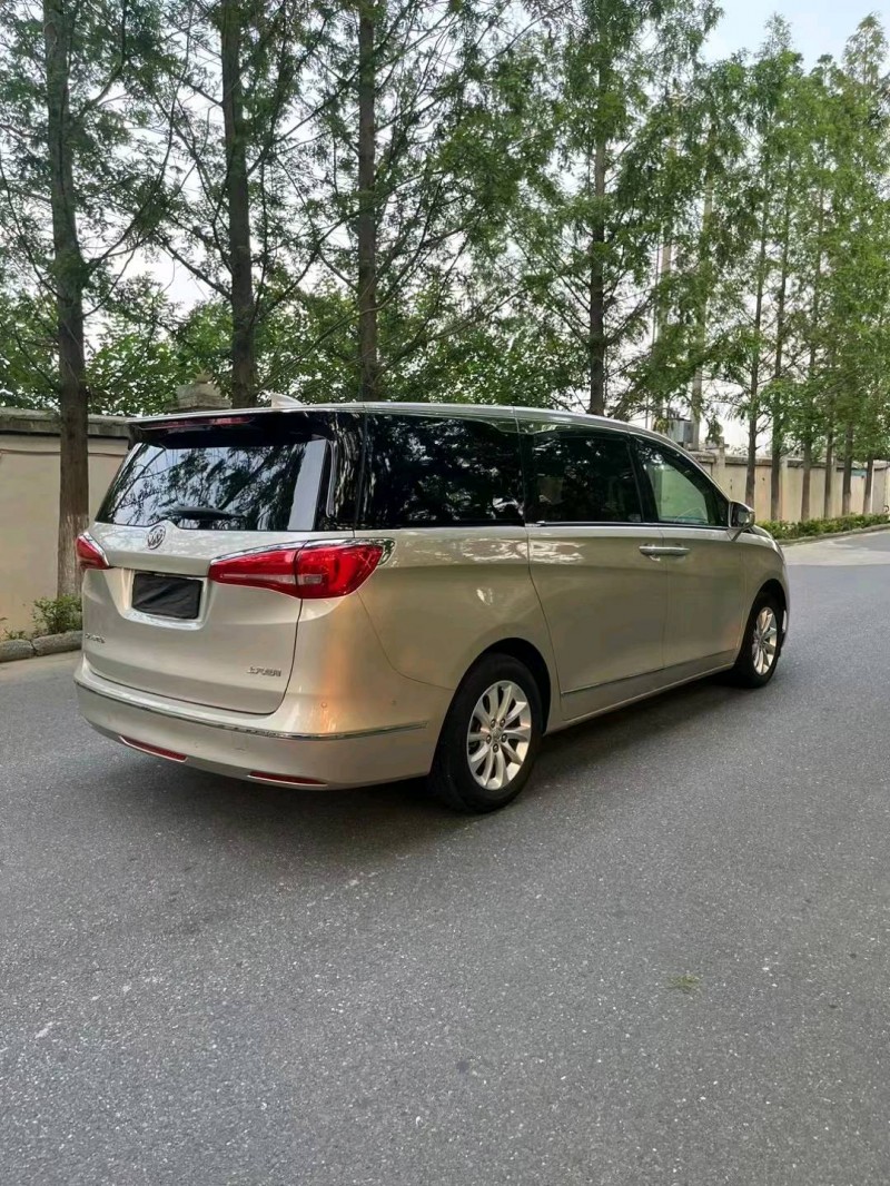 徐州19年别克GL88