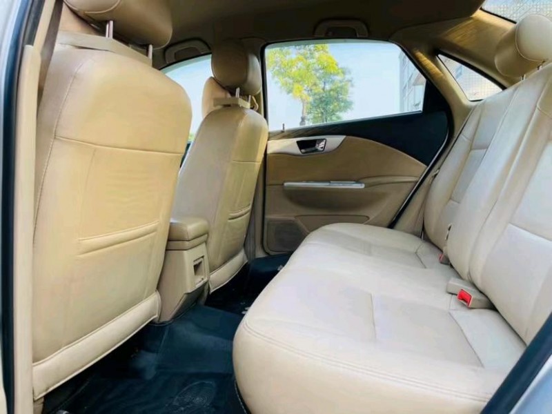 东莞13年别克凯越6