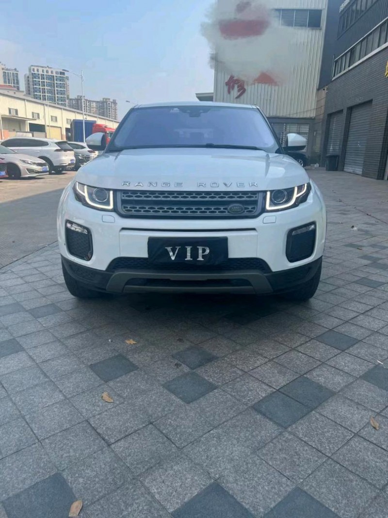 东莞18年路虎揽胜极光(进口)1