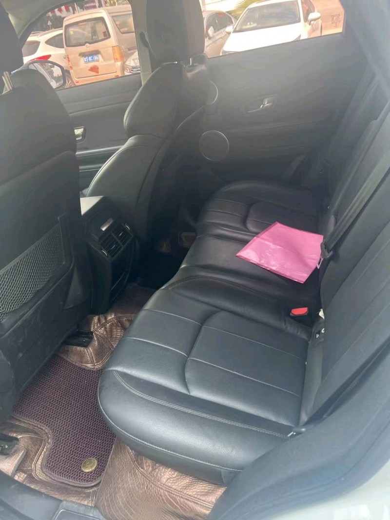 东莞18年路虎揽胜极光(进口)4