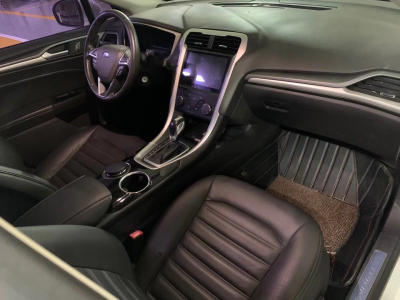 成都16年福特蒙迪欧9