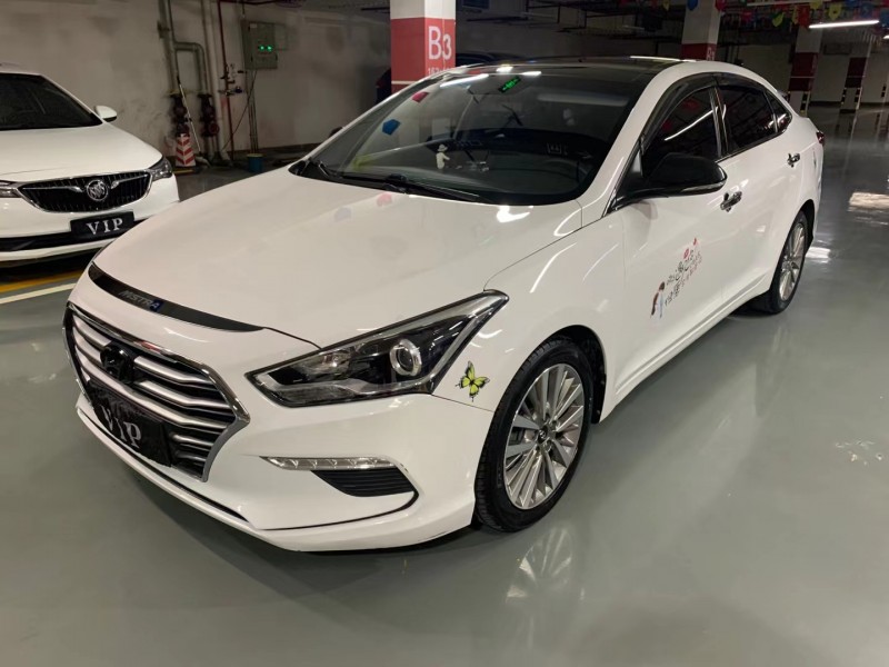 成都19年现代名图3