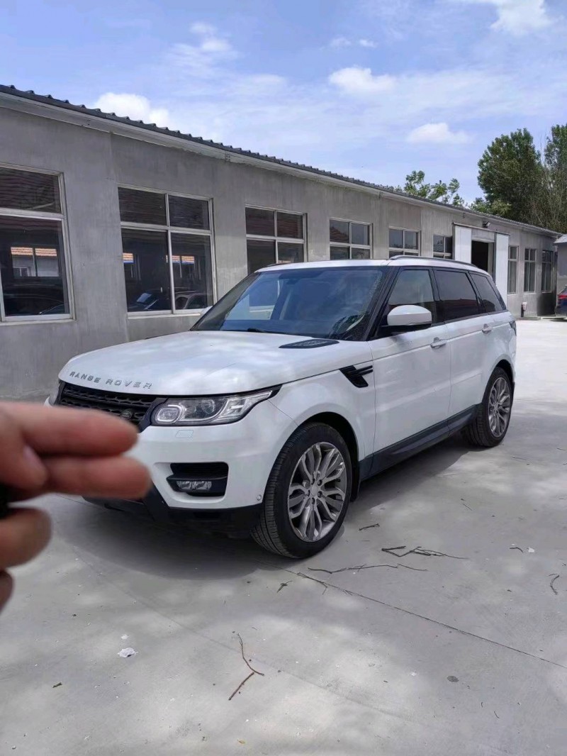 济南14年路虎揽胜运动1