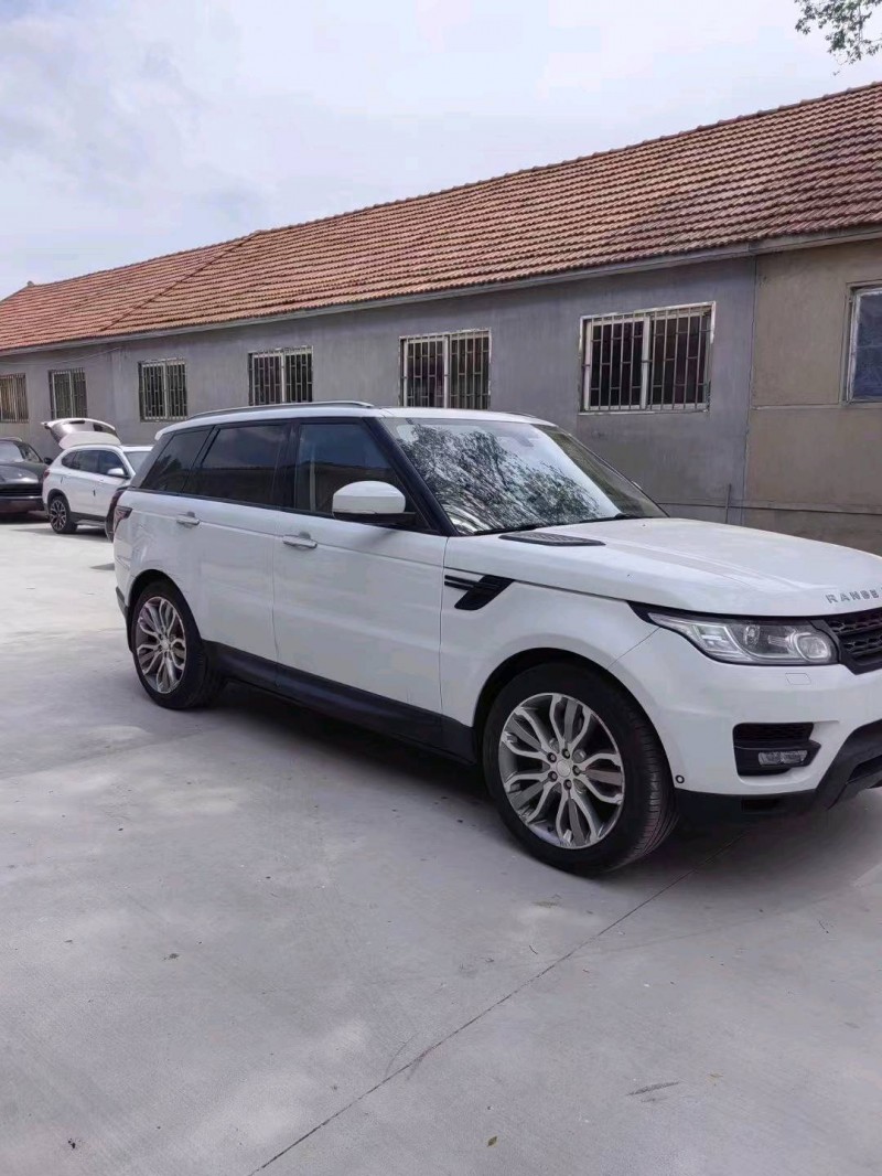 济南14年路虎揽胜运动4